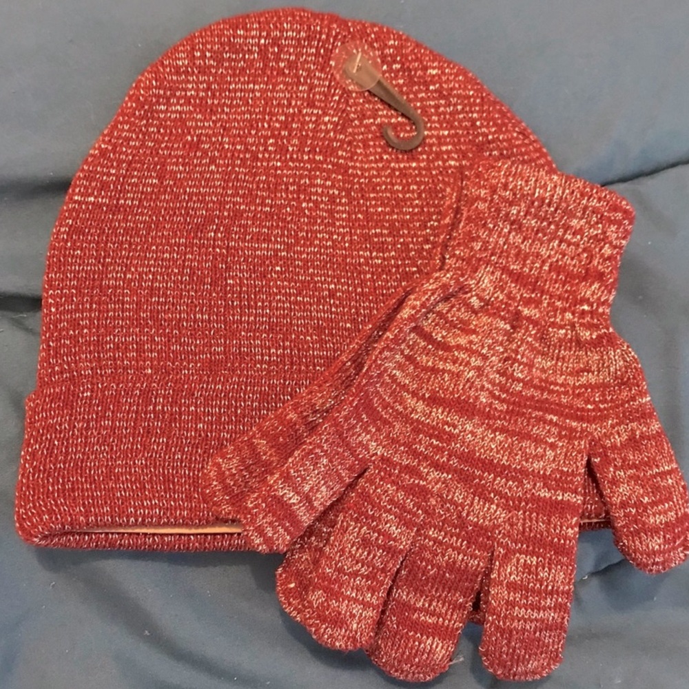 Hat & Glove Set